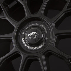 Damina Performance DM10 Black Alufelge 8x18 Zoll ET30 LK 5x112 ML72.6