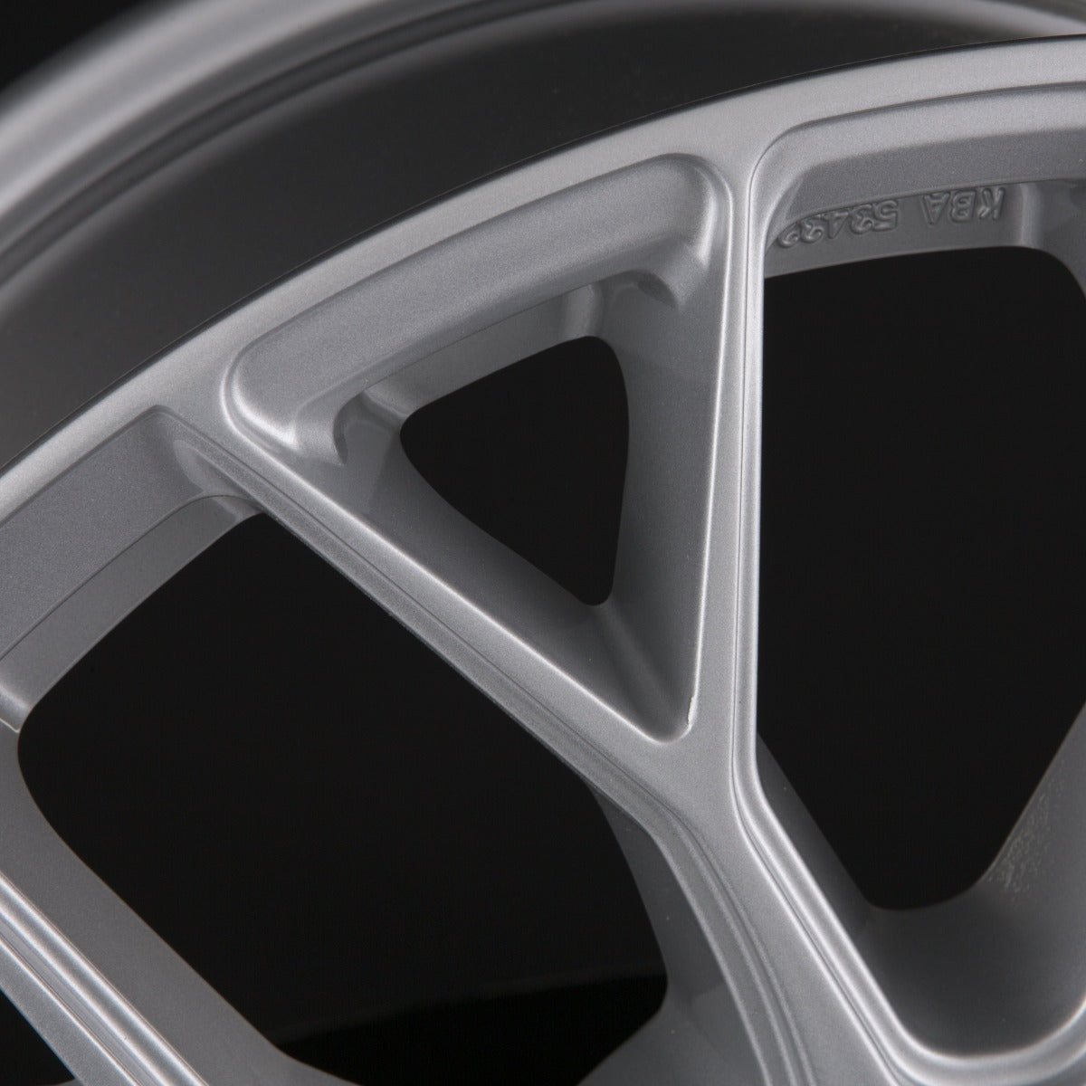 Damina Performance DM10 Silver Alufelge 8.5x19 Zoll ET45 LK 5x108 ML72.6