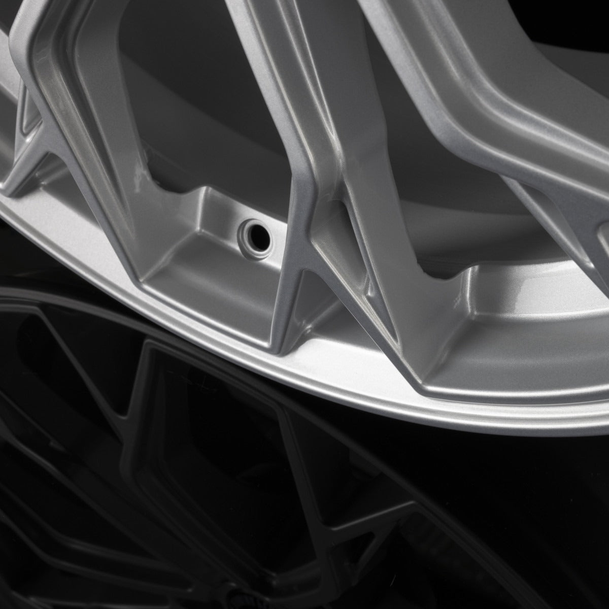 Damina Performance DM18 Hyper Silver Alufelge 8.5x19 Zoll ET35 LK 5x120 ML72.6 – Bild 4