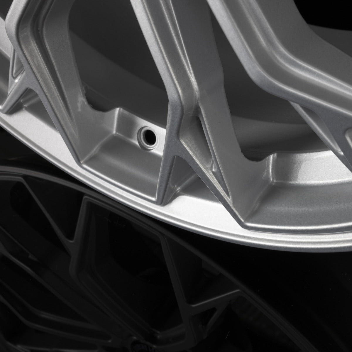 Damina Performance DM18 Hyper Silver Alufelge 8.5x20 Zoll ET35 LK 5x112 ML66.6 – Bild 4