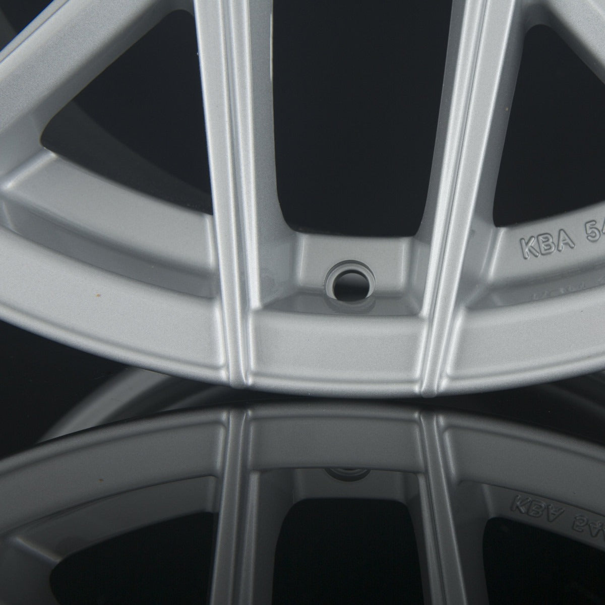 Arceo Wheels Valencia White Silver Alufelge 9.5x19 Zoll ET45 LK 5x112 ML73.1 – Bild 4