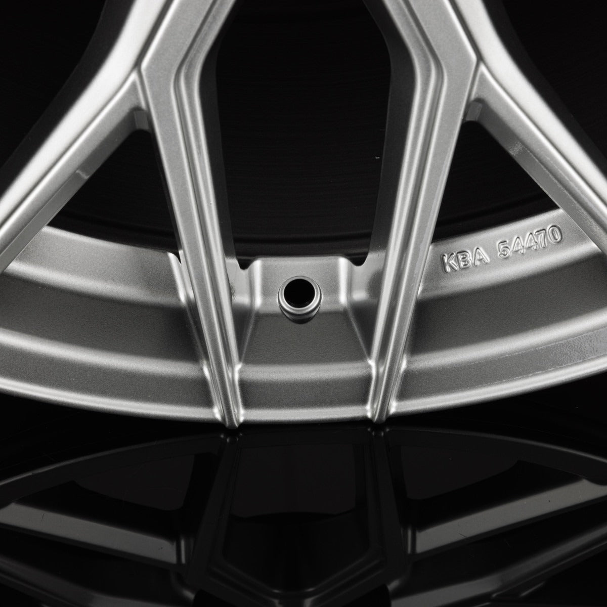 Arceo Wheels Valencia Hyper Black Alufelge 8.5x19 Zoll ET38 LK 5x120 ML72.6 – Bild 4