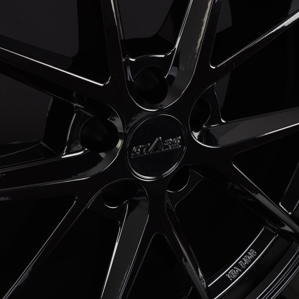 Arceo Wheels ASW-04 Glossy Black Alufelge 8.5x20 Zoll ET30 LK 5x114.3 ML64.1