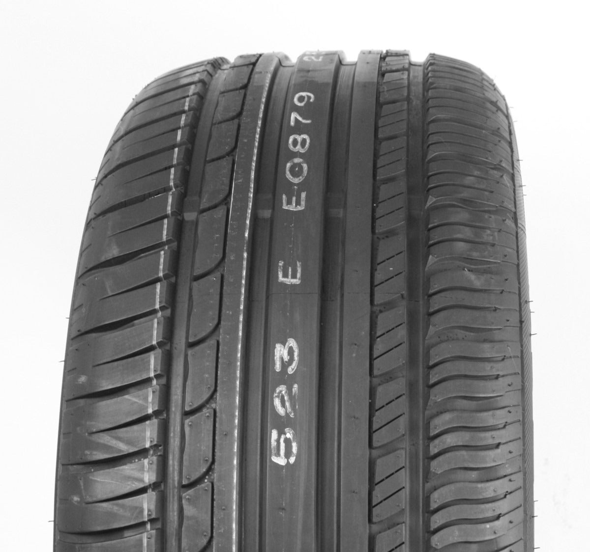 Federal Couragia FX 255/40 R20 101Y Sommer
