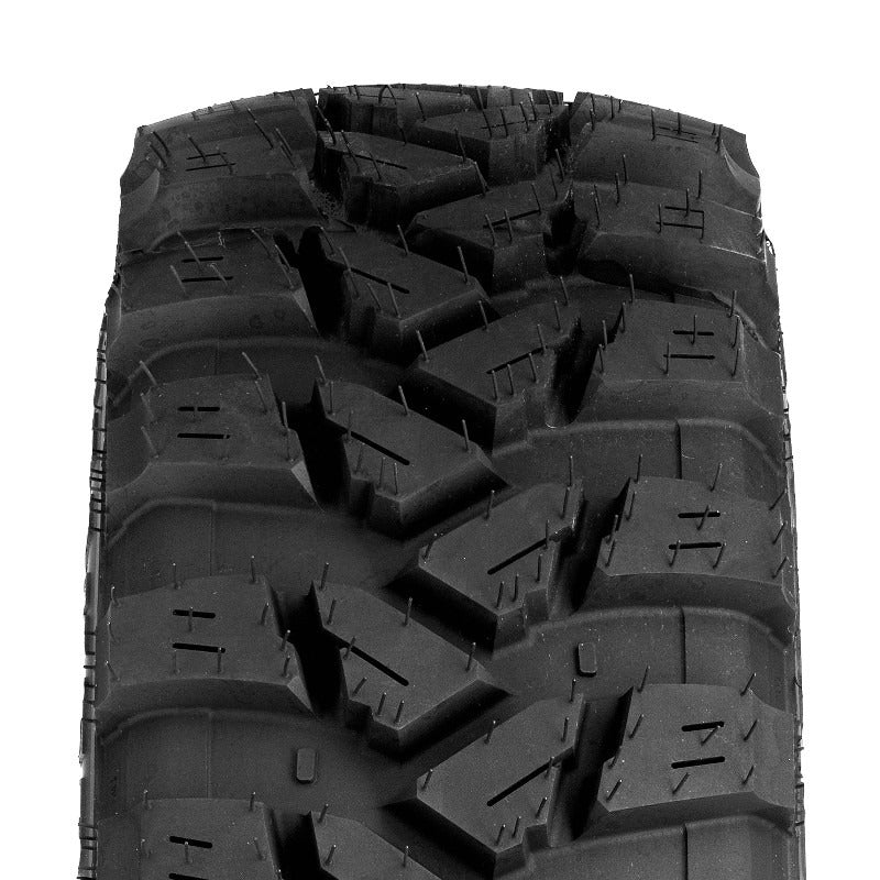 Collins Breaker MT/R Evo 215/60 R16 95S
