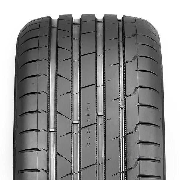 Nokian Hakka Black 2 245/45 R18 96Y Sommer