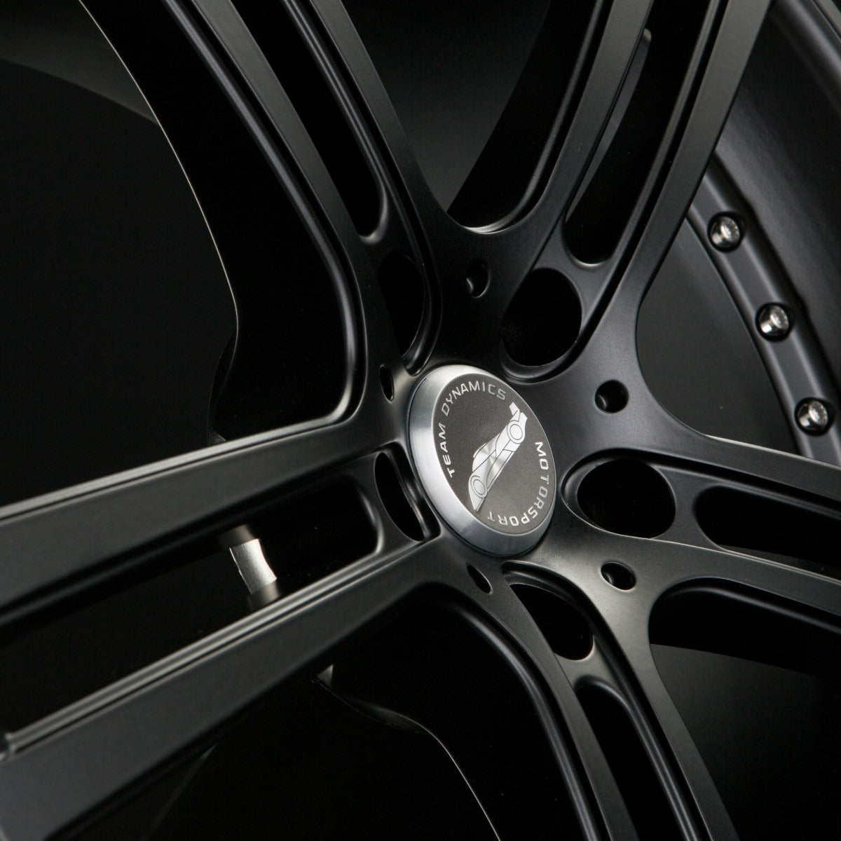 Team Dynamics LE Mans Racing Black Alufelge 9.5x19 Zoll ET35 LK 5x112 ML73.1 – Bild 4