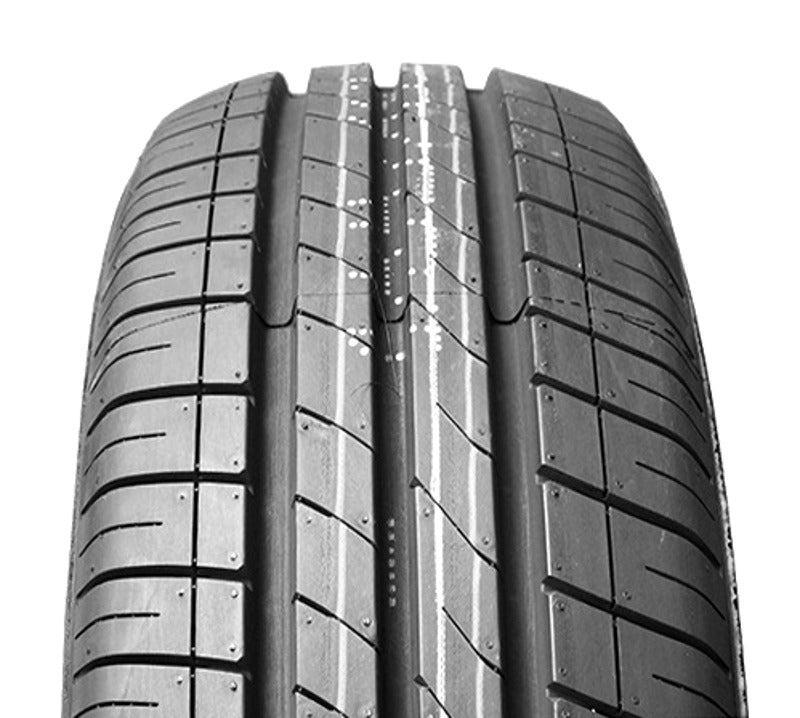 CST MR-61 Marquis 215/65 R15 100H Sommer