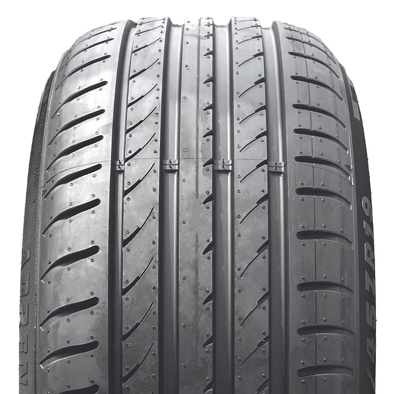 CST AD-R9 Adreno 235/50 R18 101Y Sommer