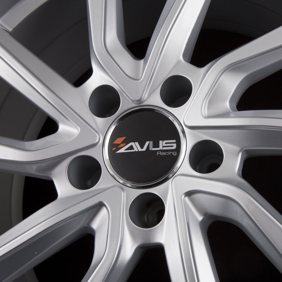 Avus Racing AC-518 Hyper Silver Alufelge 6.5x16 Zoll ET40 LK 5x100 ML73.1 – Bild 4