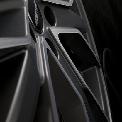 GMP Italia Gunner Matt Anthracite Diamond Alufelge 9x21 Zoll ET40 LK 5x112 ML66.6 – Bild 3
