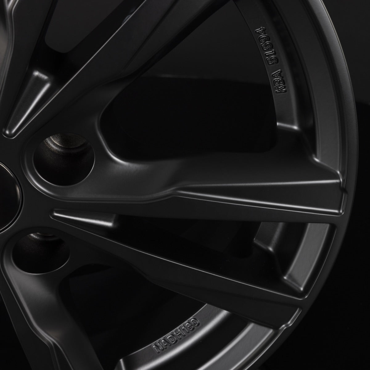 Reds K2 HD Matt Black Alufelge 8x18 Zoll ET45 LK 5x114.3 ML72.3 – Bild 4