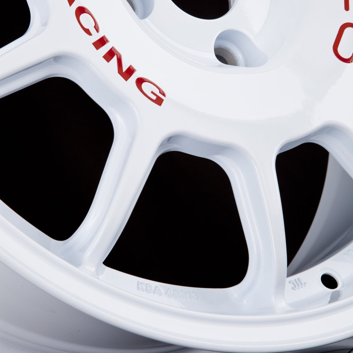 OZ Leggenda Race White + Red Lettering Alufelge 7x17 Zoll ET37 LK 4x100 ML68 – Bild 5