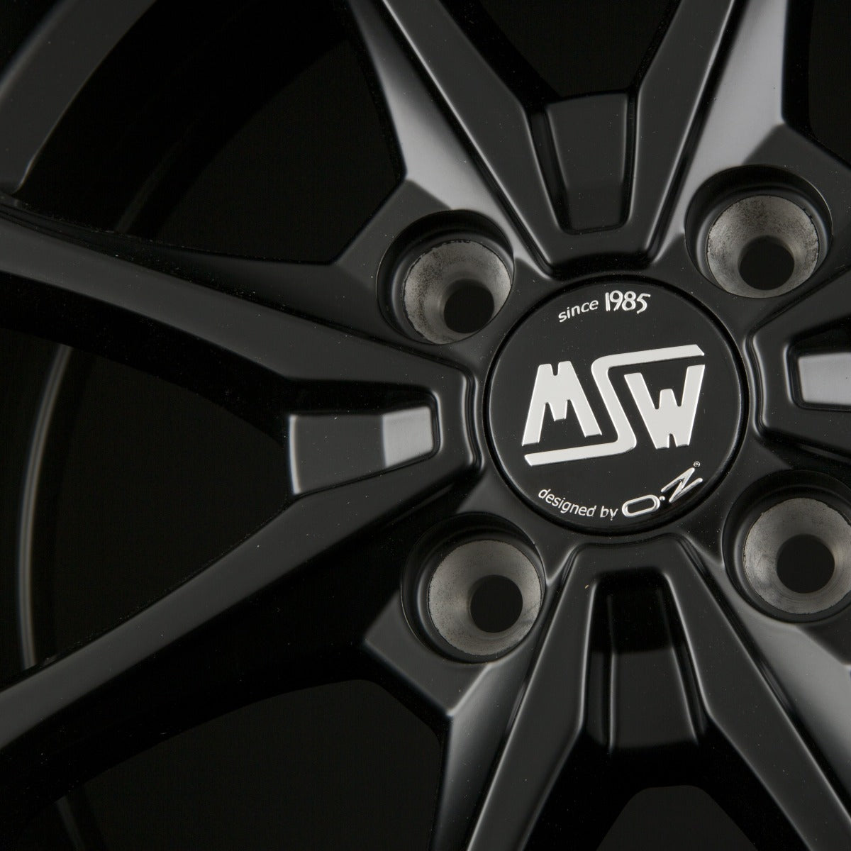 MSW X4 Matt Black Alufelge 6x16 Zoll ET44 LK 4x100 ML60.1 – Bild 4