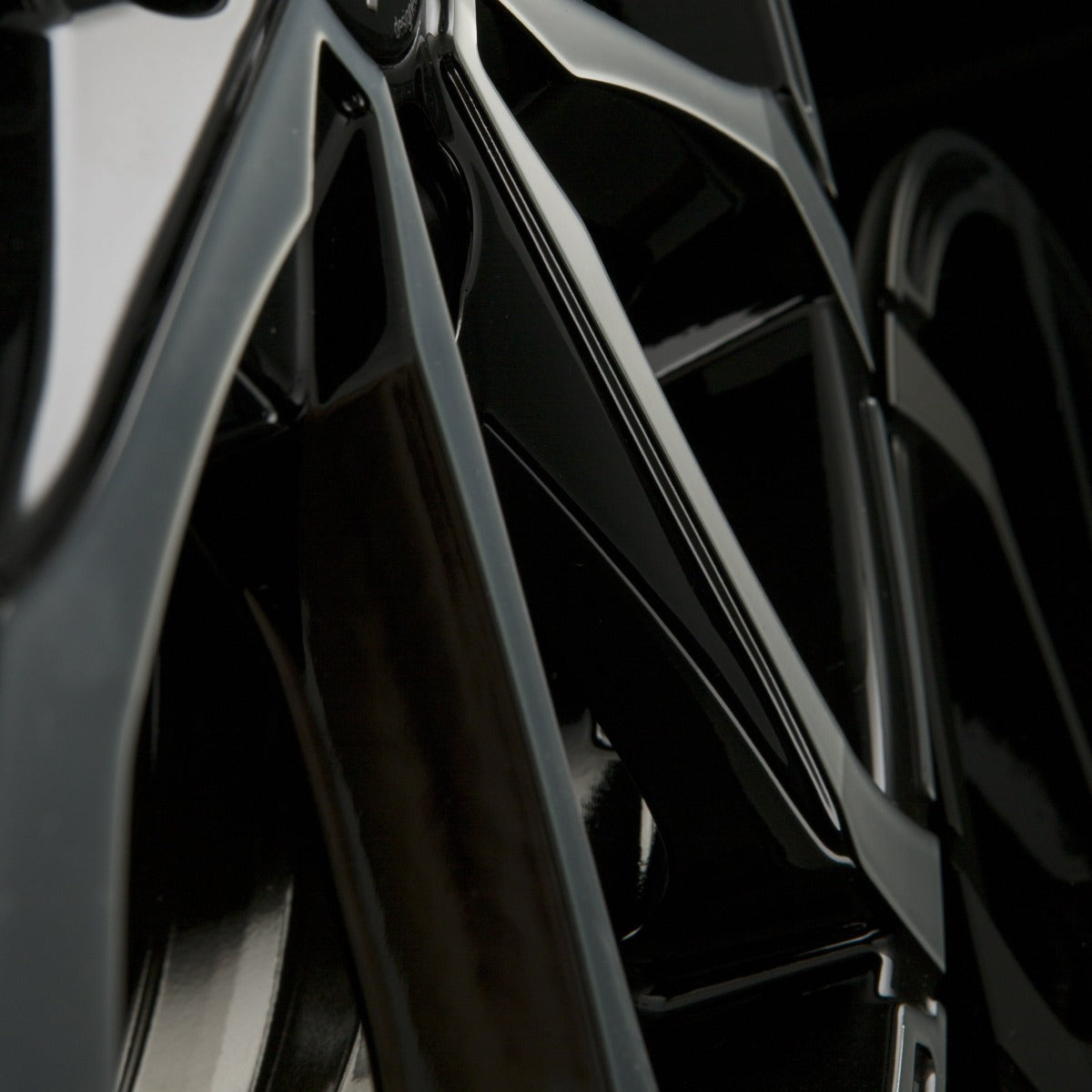 MSW X4 Gloss Black Full Polished Alufelge 5.5x14 Zoll ET24 LK 4x108 ML65.1 – Bild 4