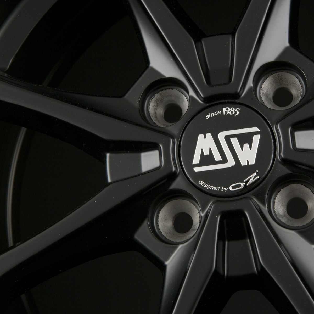 MSW X4 Matt Black Alufelge 5.5x14 Zoll ET35 LK 4x100 ML63.3 – Bild 4