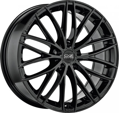 OZ Italia 150 gloss black Alufelge 8x19 Zoll ET45 LK 5x114.3 ML75