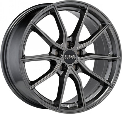 OZ Super Sport star graphite Alufelge 8x18 Zoll ET45 LK 5x114.3 ML73.1