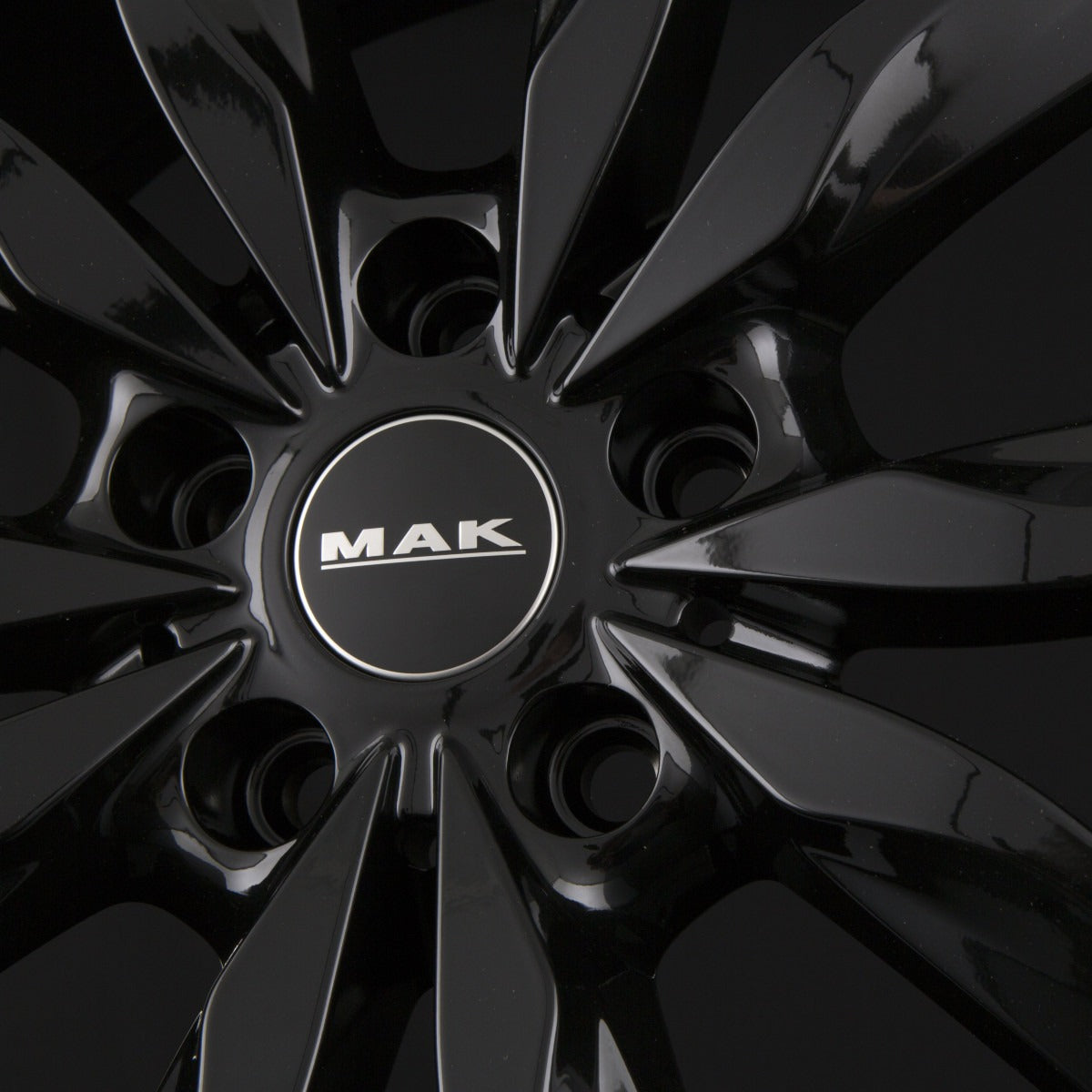 Mak Allianz Gloss Black Alufelge 9.5x19 Zoll ET39 LK 5x120 ML72.6 – Bild 5