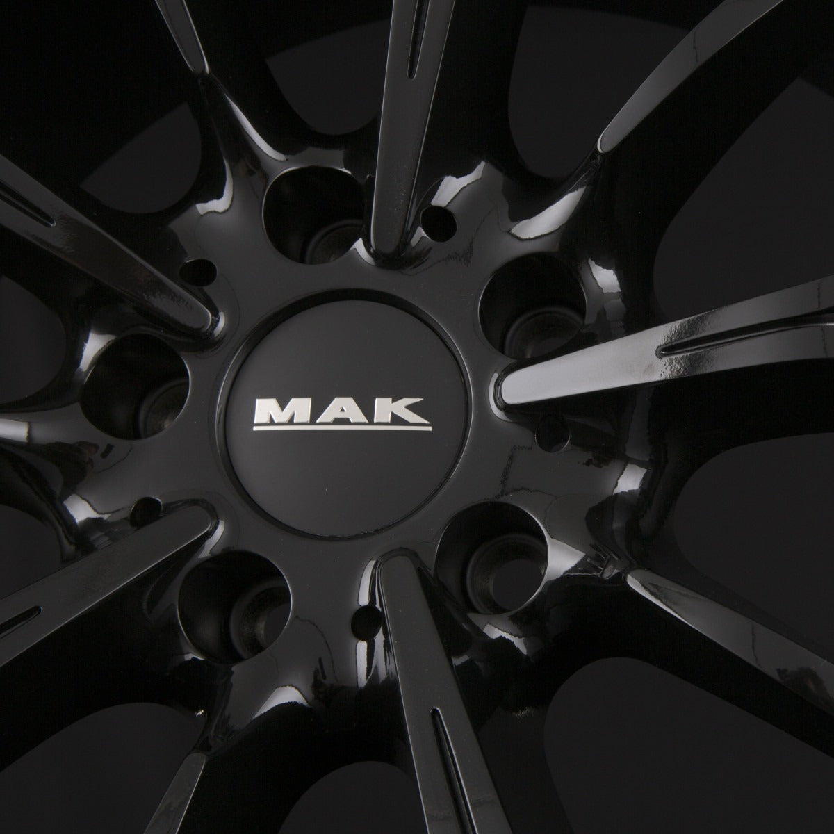 Mak Fabrik Gloss Black Alufelge 8.5x19 Zoll ET25 LK 5x112 ML66.6 – Bild 4
