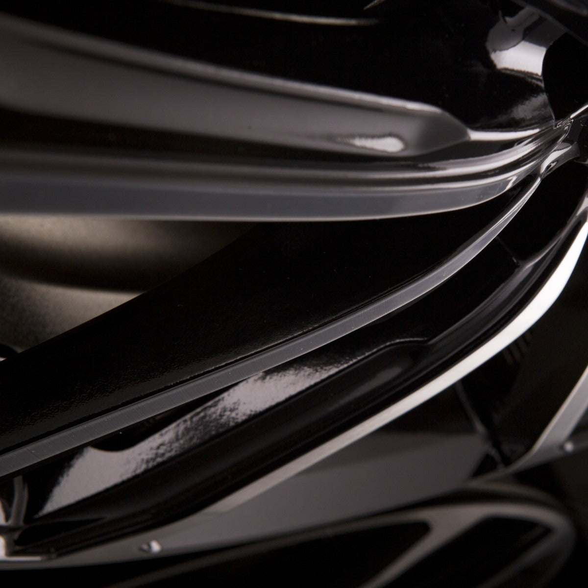Mak Magma black mirror Alufelge 7x17 Zoll ET38 LK 4x108 ML72 – Bild 5