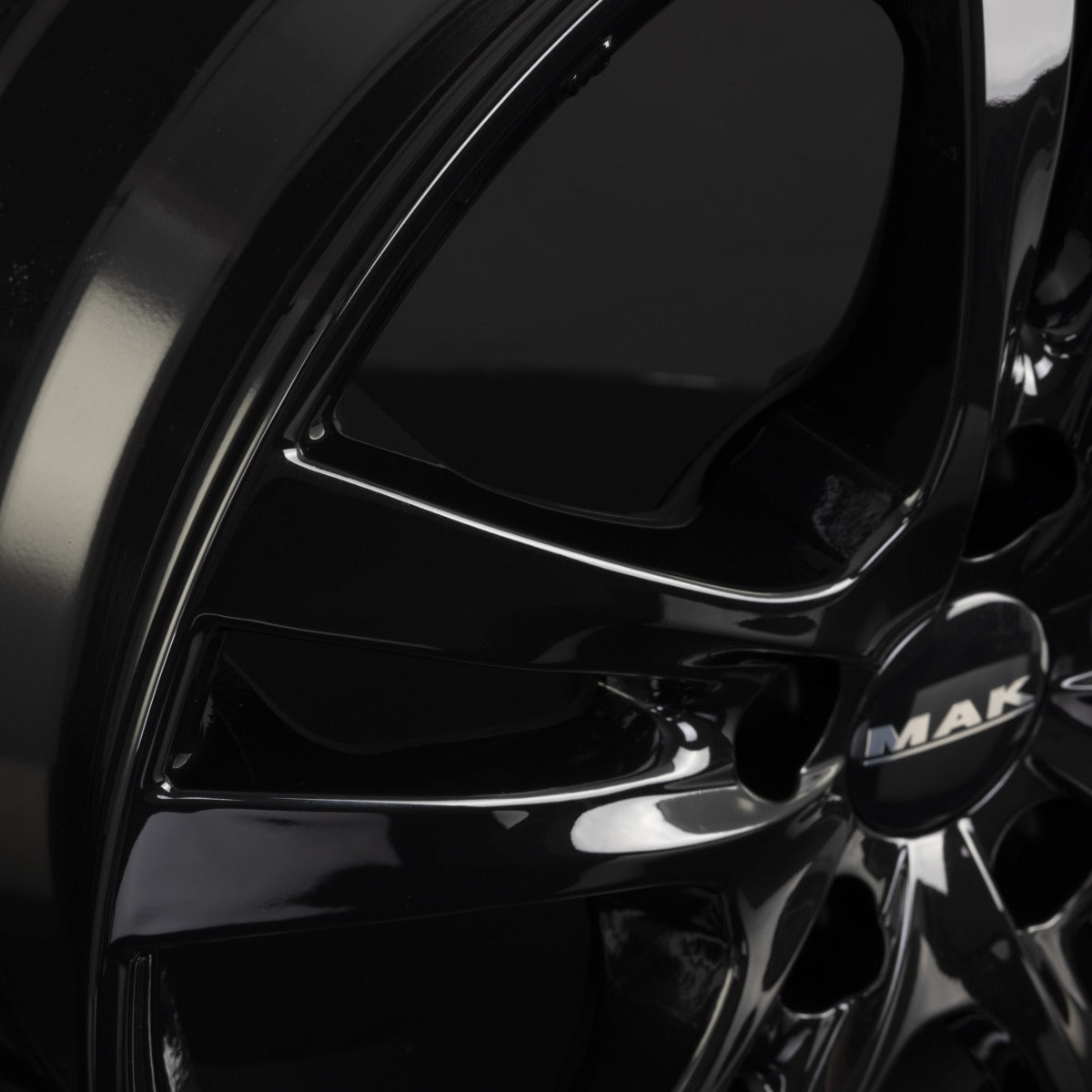 Mak Zenith gloss black Alufelge 5x15 Zoll ET38 LK 4x100 ML60.1 – Bild 7