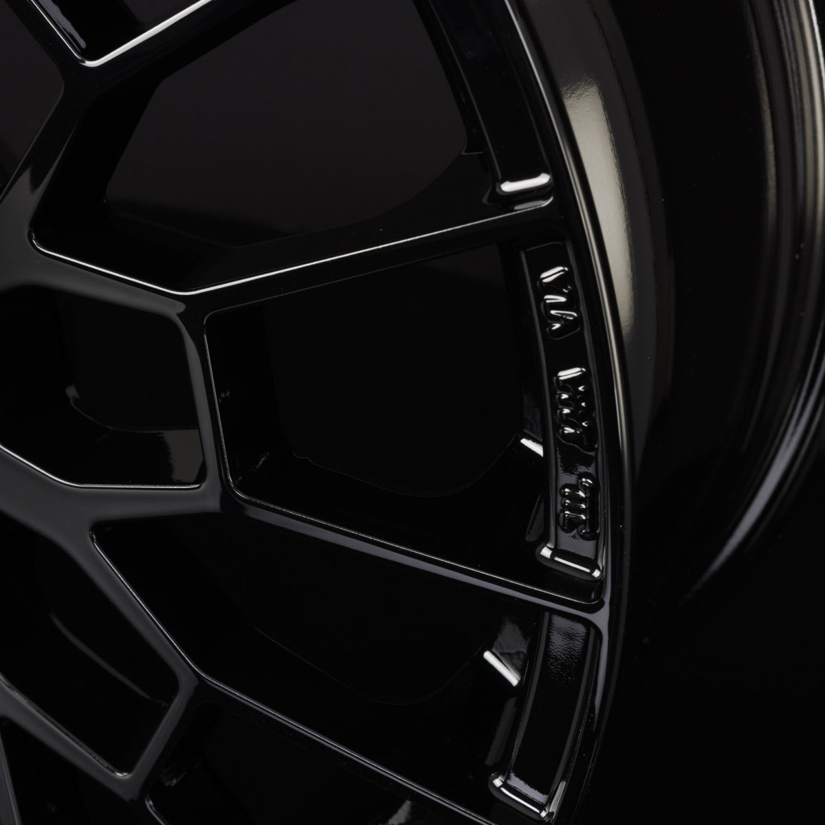 Mak APX gloss black Alufelge 8x19 Zoll ET48 LK 5x114.3 ML76 – Bild 8