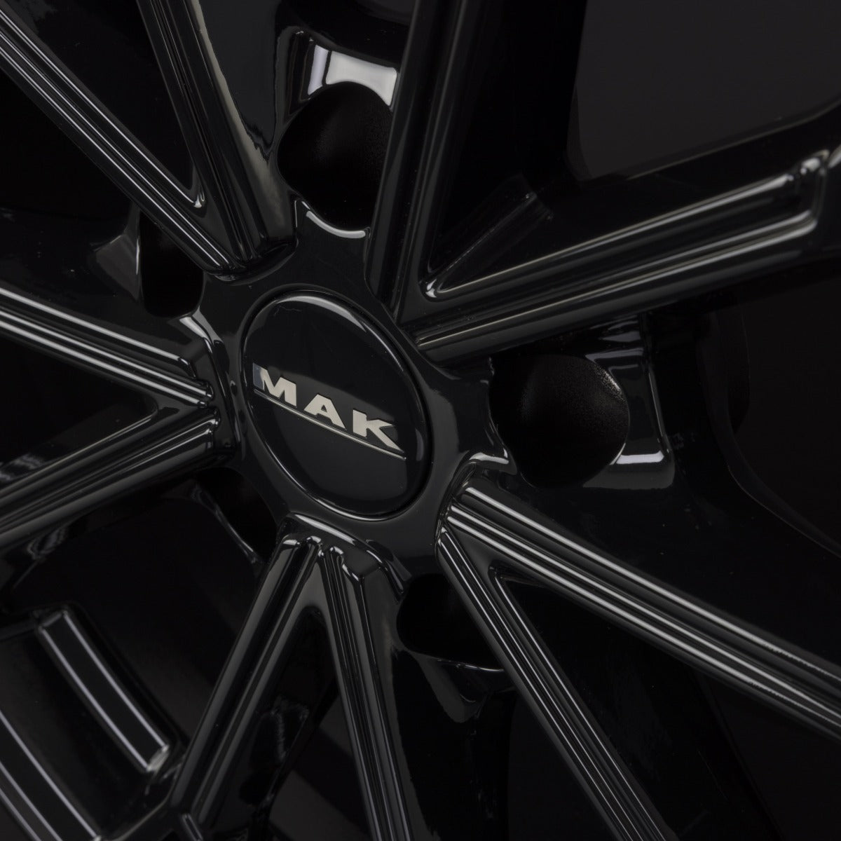 Mak Asphalt gloss black Alufelge 8x20 Zoll ET33 LK 5x108 ML72 – Bild 6