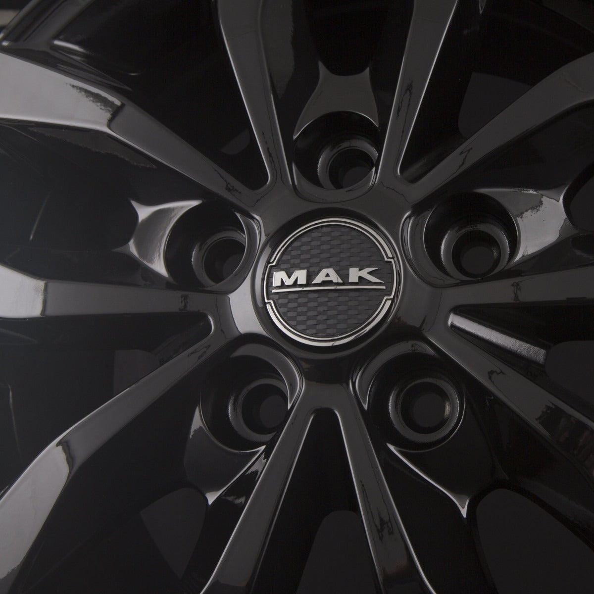 Mak Load 5 gloss black Alufelge 7x17 Zoll ET66 LK 5x130 ML89.1 – Bild 7