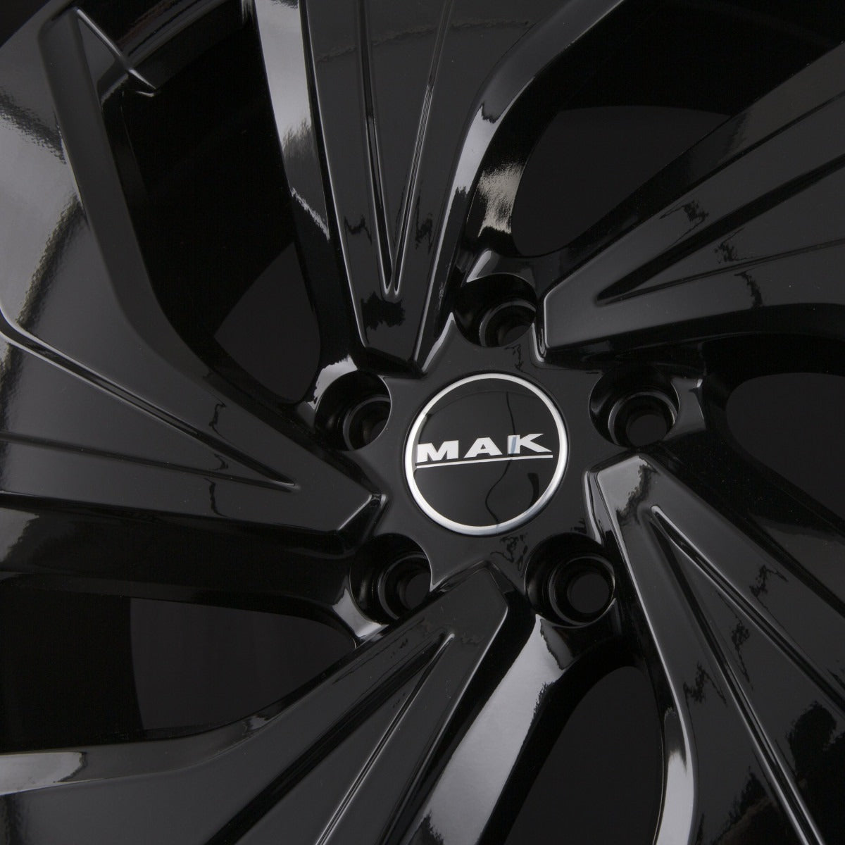 Mak Electra Gloss Black Alufelge 7.5x19 Zoll ET49.5 LK 5x114.3 ML67.1 – Bild 4