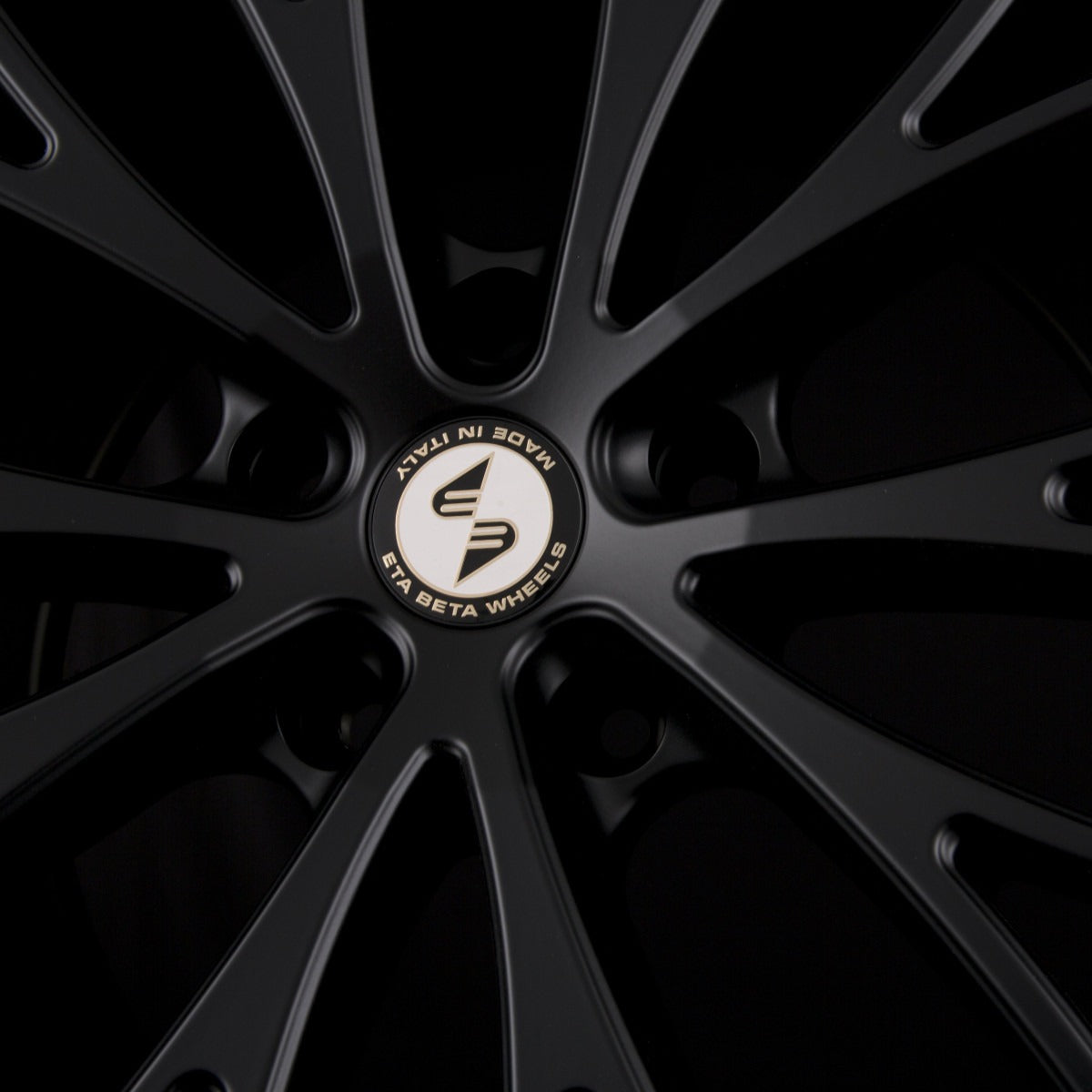 Etabeta Piuma Black Matt Special Edition Alufelge 9x20 Zoll ET30 LK 5x112 ML78.1 – Bild 8