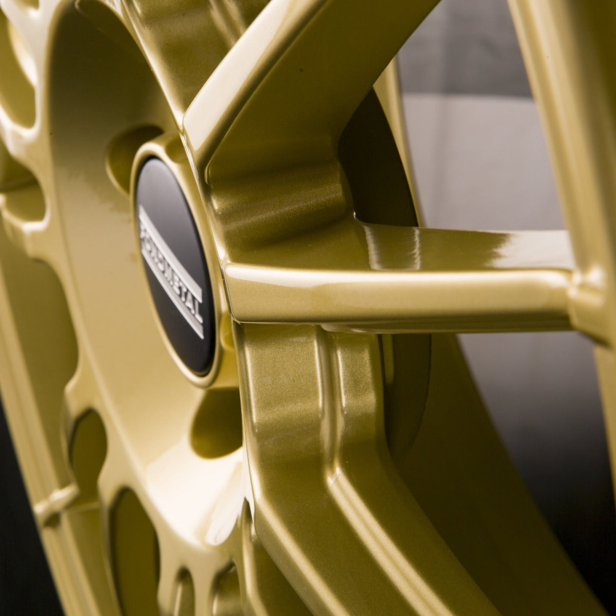 Fondmetal 9RR Glossy Gold Alufelge 7x17 Zoll ET40 LK 4x108 ML63.4 – Bild 3