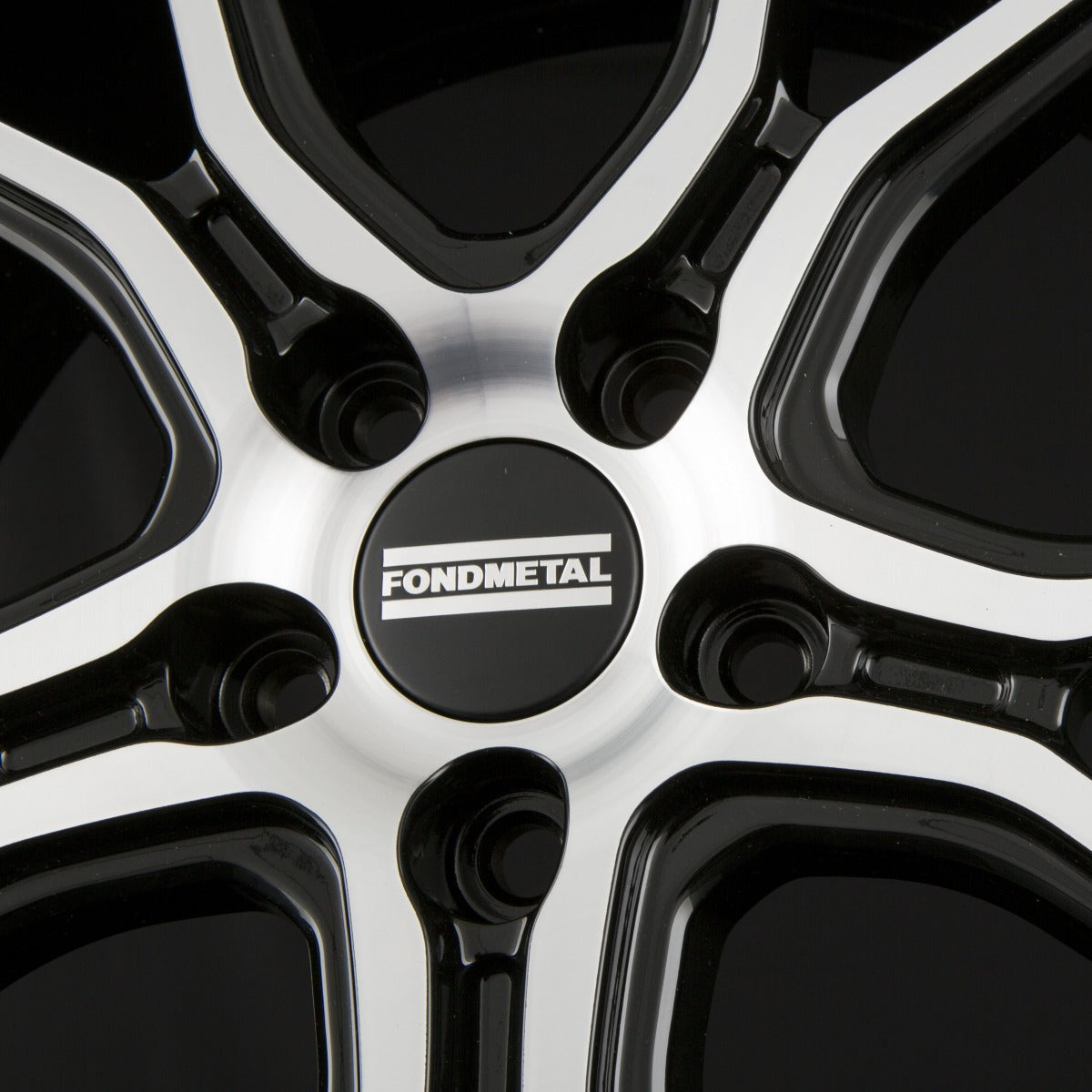 Fondmetal STC-45 Glossy Black Machined Alufelge 10.5x20 Zoll ET45 LK 5x114.3 ML70.7 – Bild 4