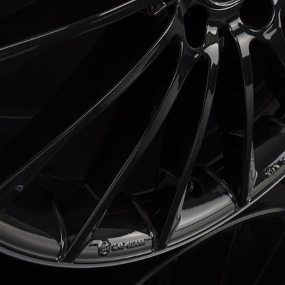 Fondmetal Aidon Glossy Black Machined Lip Alufelge 8x18 Zoll ET48 LK 5x112 ML66.6 – Bild 5