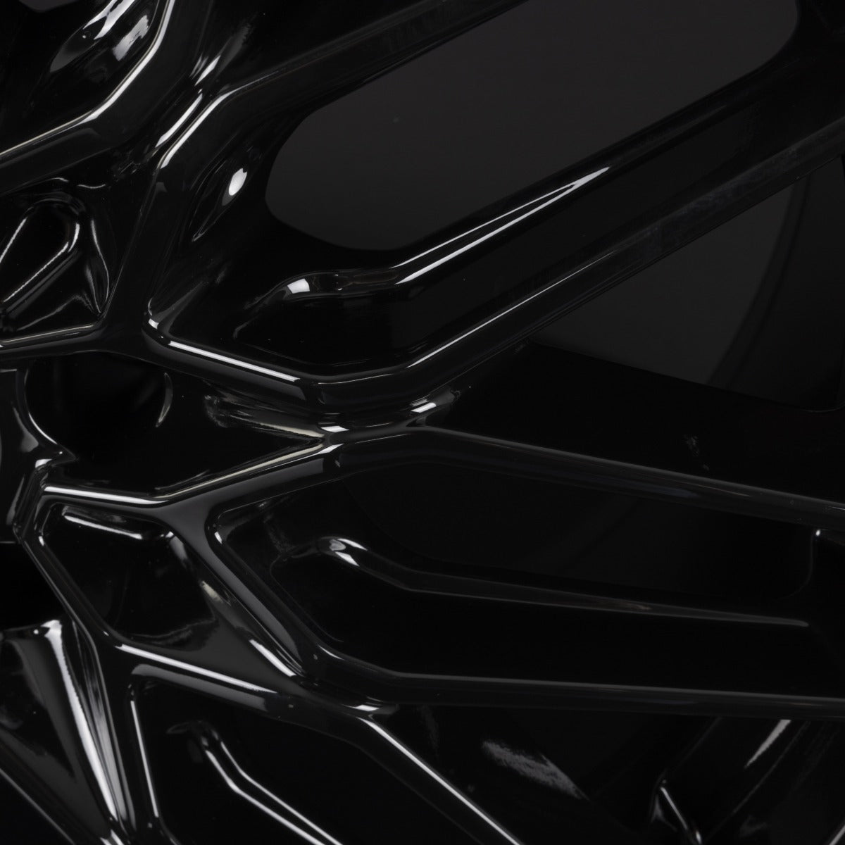 Fondmetal Cratos Glossy Black Alufelge 11x21 Zoll ET40 LK 5x112 ML66.6 – Bild 5