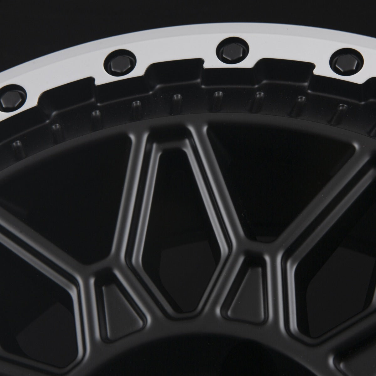 Fondmetal Bluster Matt Black Machined Lip Alufelge 8x18 Zoll ET50 LK 6x130 ML84.1 – Bild 4