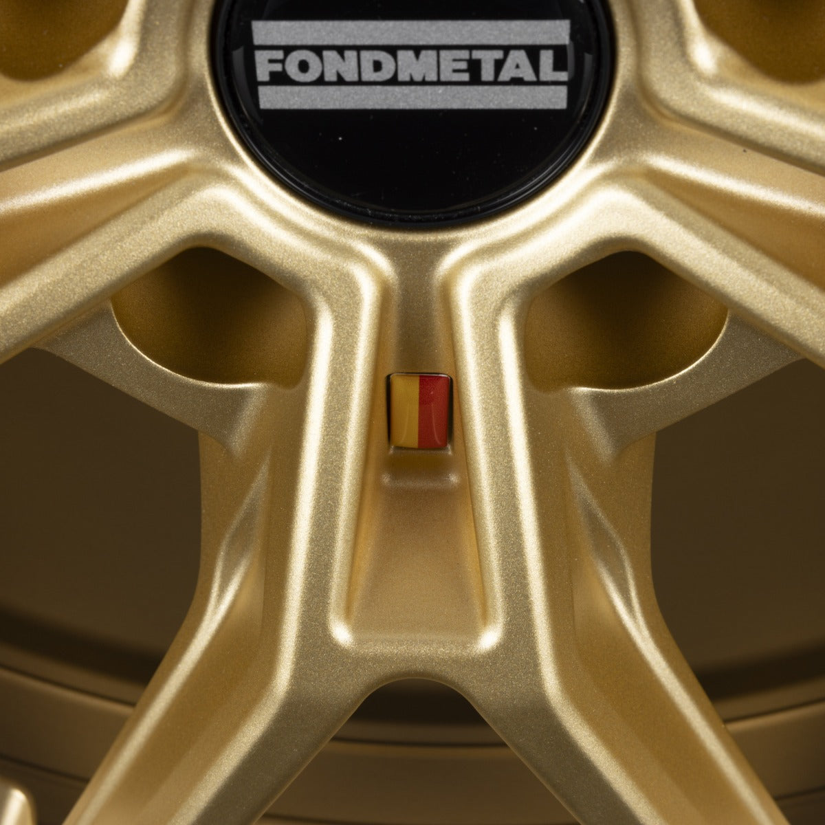 Fondmetal Jupiter Matt Gold Alufelge 8.5x19 Zoll ET32 LK 5x112 ML66.6 – Bild 2