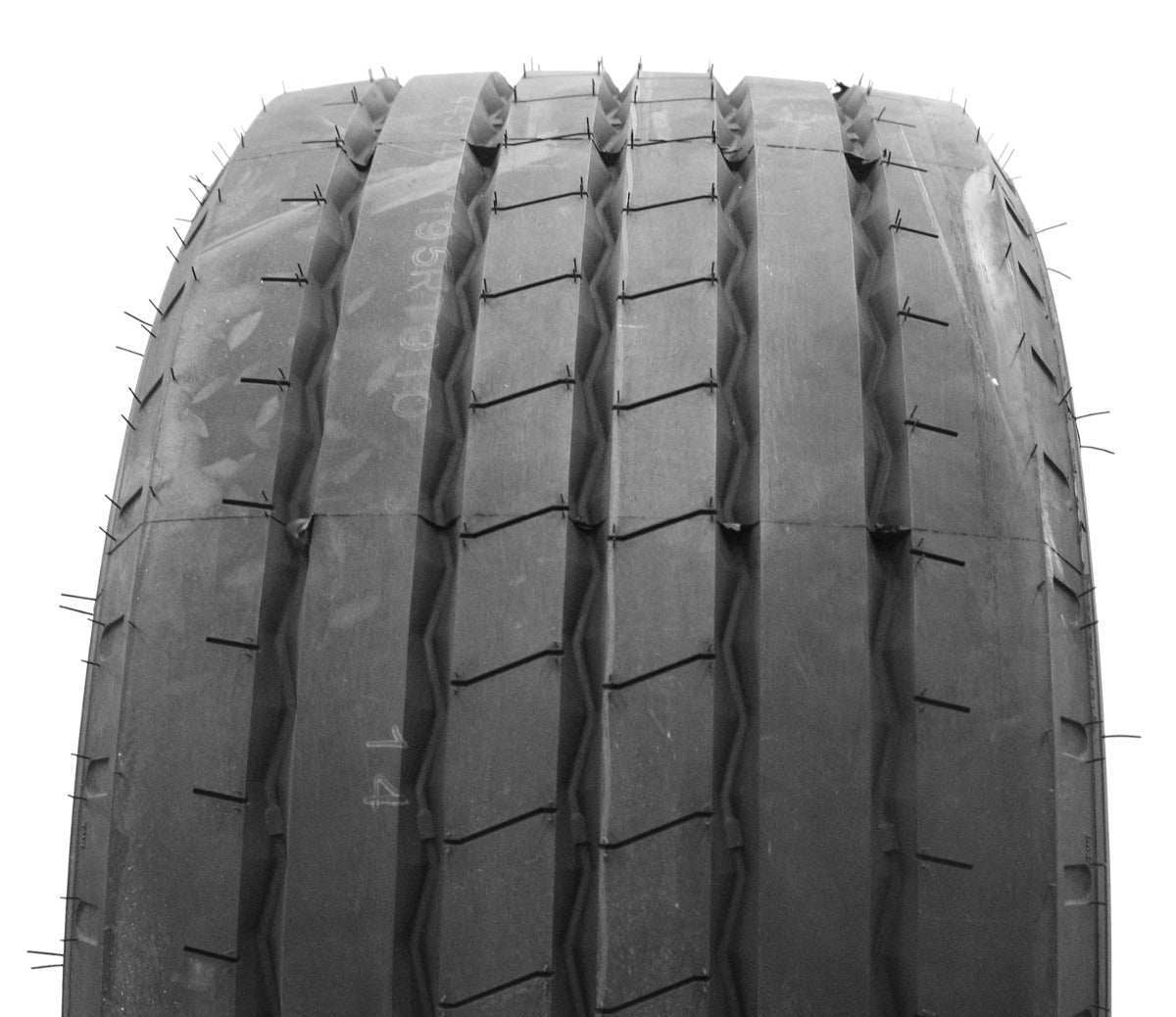 Double Coin RT 910 435/50 R19.5 160J