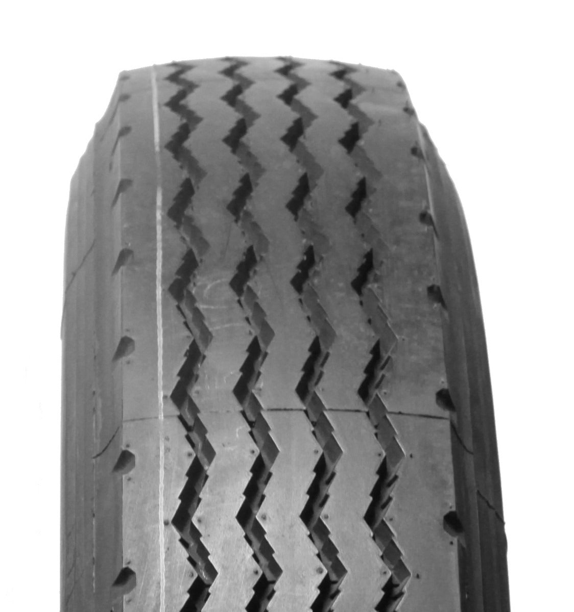 Double Coin RR 500 8.25 R20 136/134L