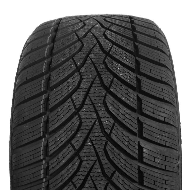 CEAT Winterdrive Sport 245/45 R19 102V Winter