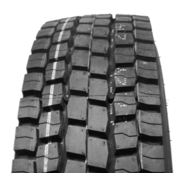Giti GDR638 215/75 R17.5 126/124M