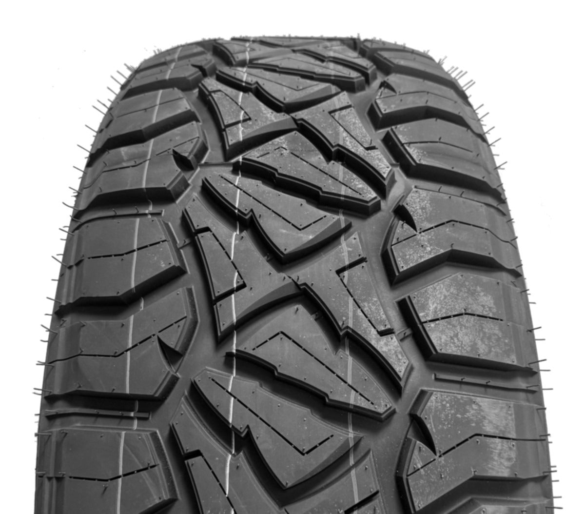 Grenlander Conquewind R/T 235/70 R16 109Q