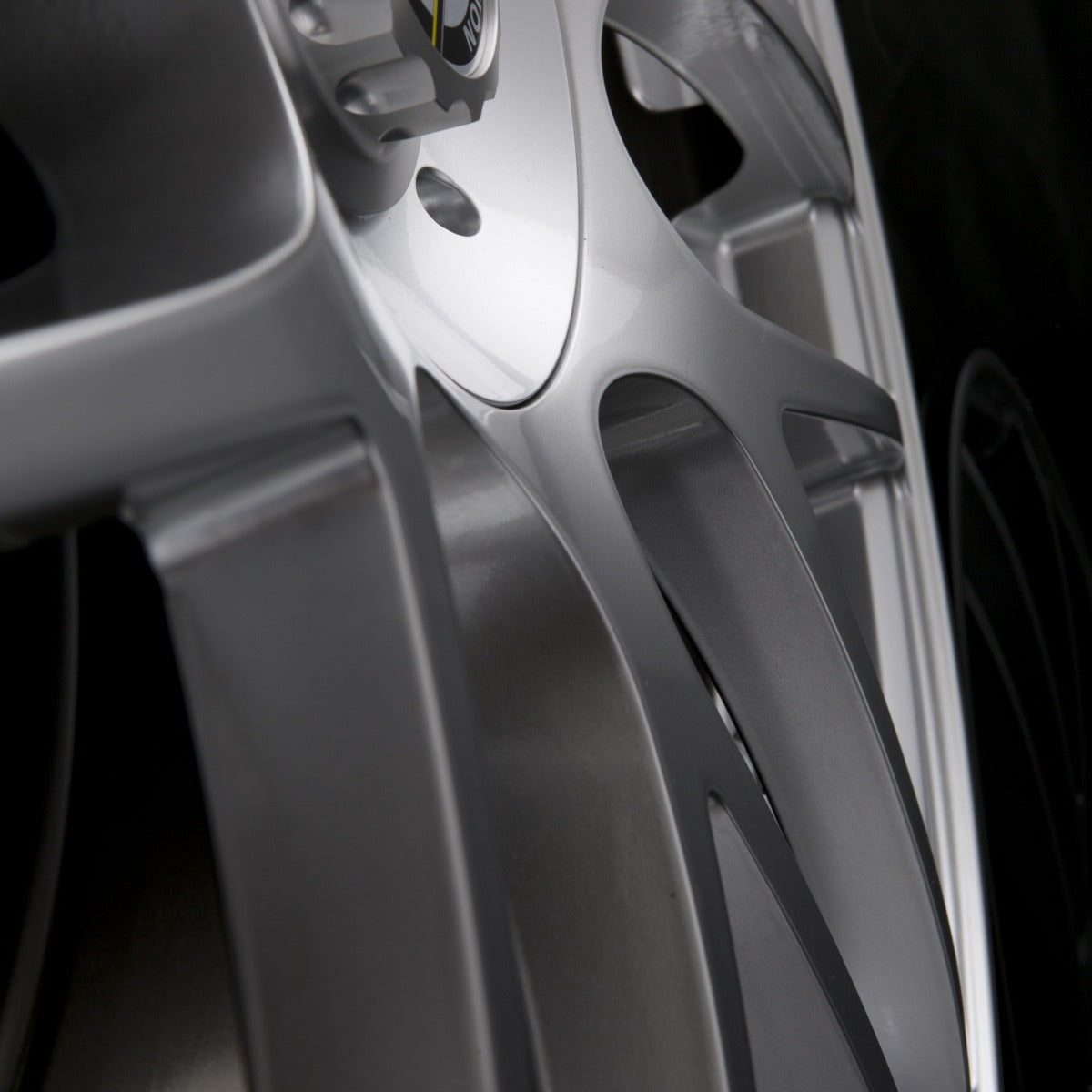 Schmidt REVOLUTION Gambit Highgloss Silber mit Centerlock Deckel Alufelge 10.5x22 Zoll ET45 LK 5x114.3 ML70.5 – Bild 3