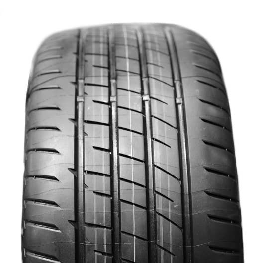 Lassa Driveways Sport 235/40 R18 95Y Sommer DOT 2022