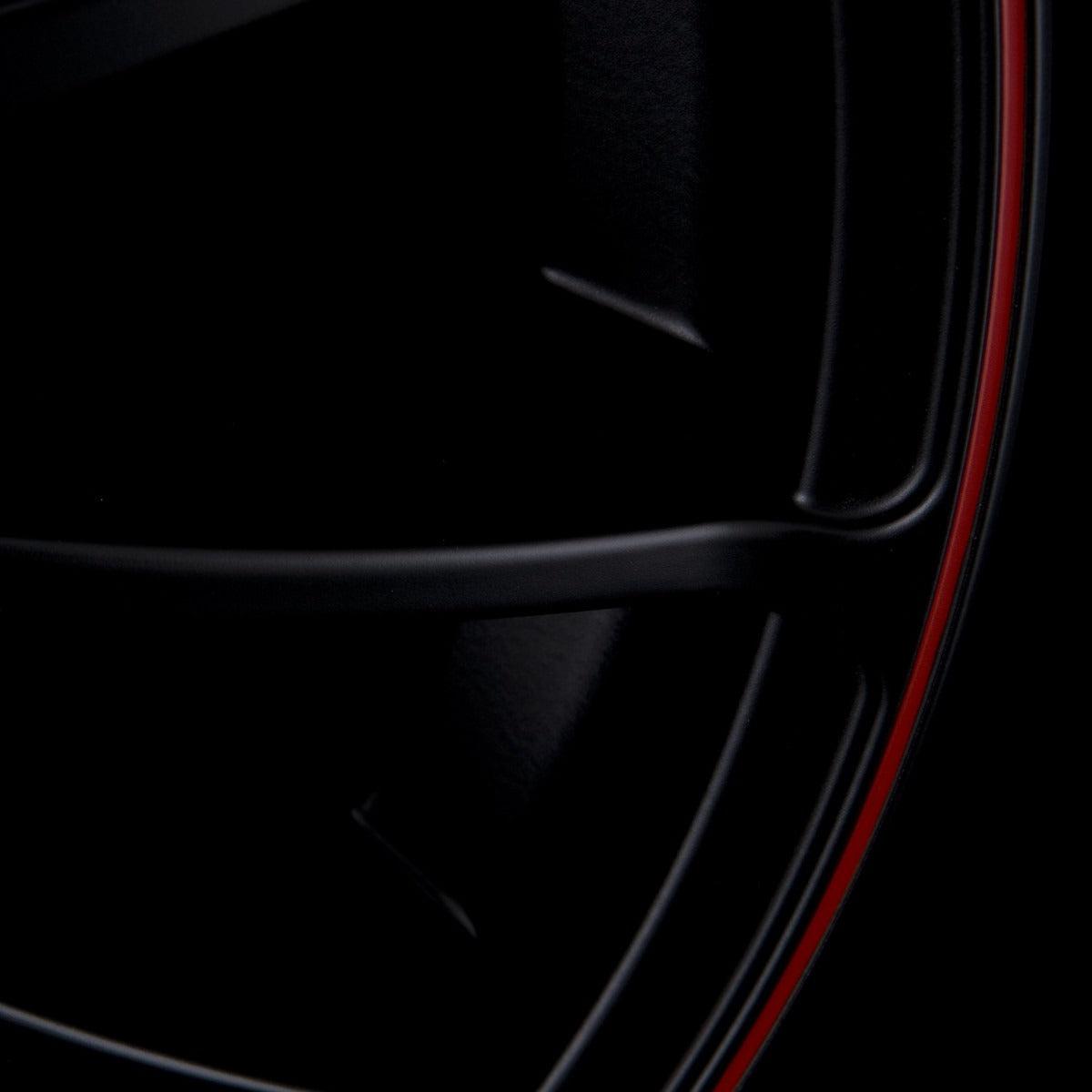 Team Dynamics Monza RS Racing-Black + Felgenhorn in Rot 7.5x18 Zoll ET37 LK 5x100 ML73.1 – Bild 4