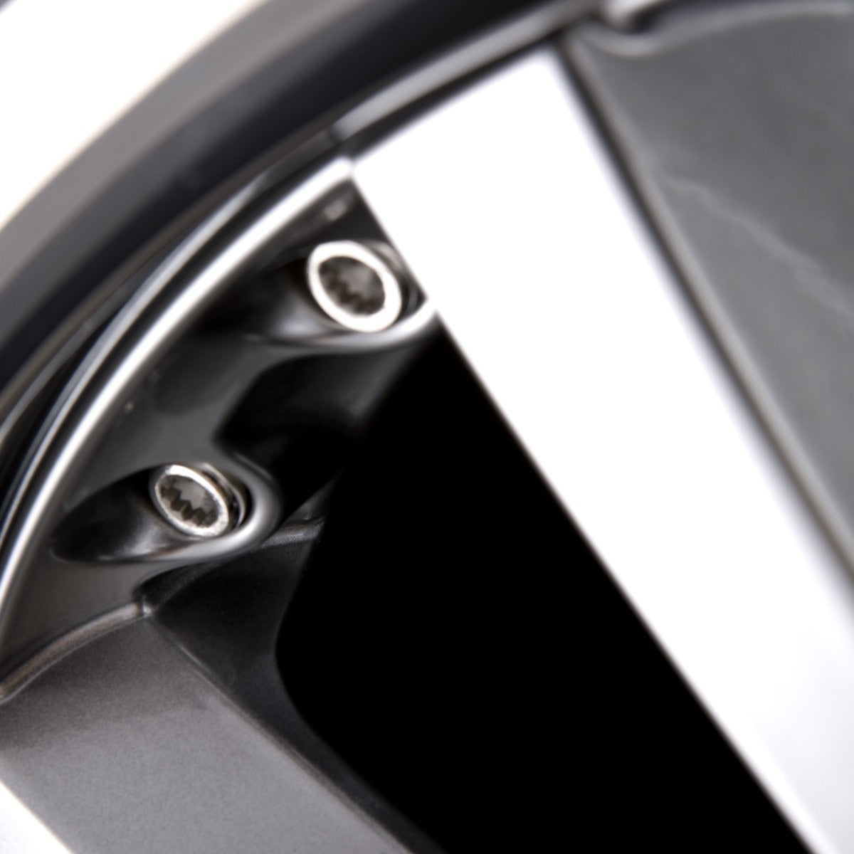 Antera 363 Bright-Silver mit austauschbarem Edelstahlring Alufelge 8.5x18 Zoll ET40 LK 5x112 ML75 – Bild 4