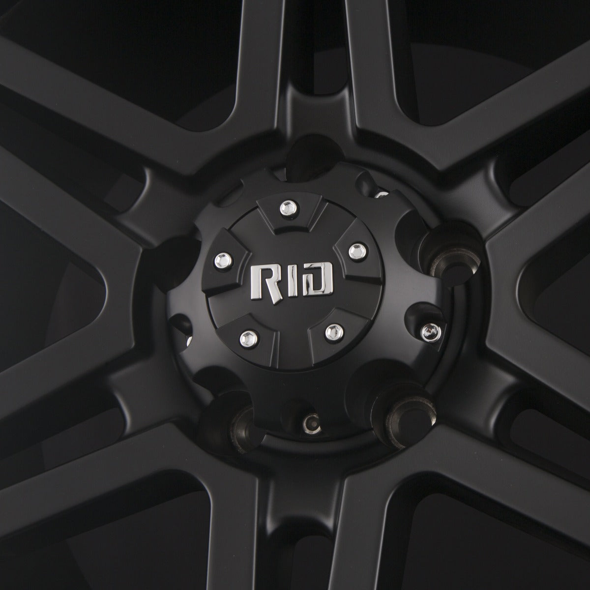 RID R01 Matte Black + Chrome Inserts Alufelge 9x20 Zoll ET10 LK 5x139.7 ML78.1 – Bild 5