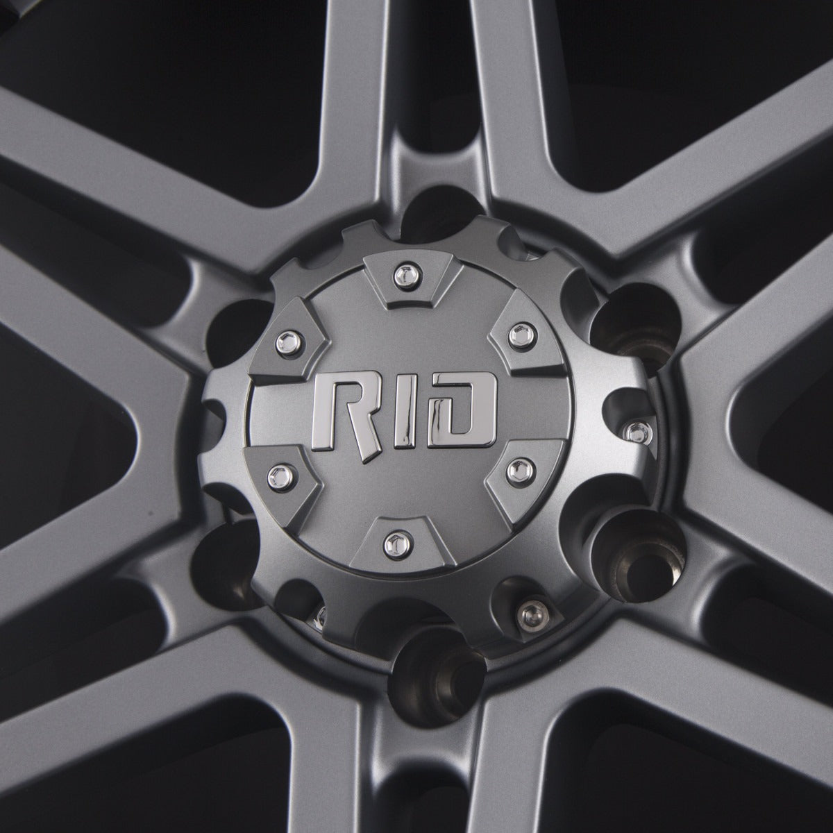 RID R01 Matte Gunmetal + Black Inserts Alufelge 9x18 Zoll ET25 LK 6x139.7 ML106.1 – Bild 3