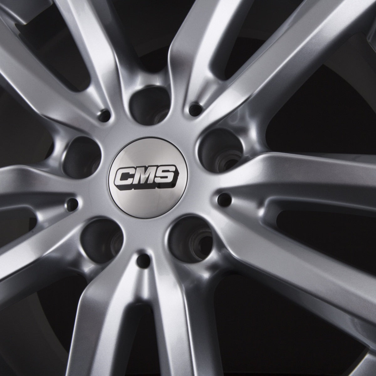 CMS C27 SR Racing Silber Alufelge 8x18 Zoll ET30 LK 5x112 ML60.1 – Bild 5