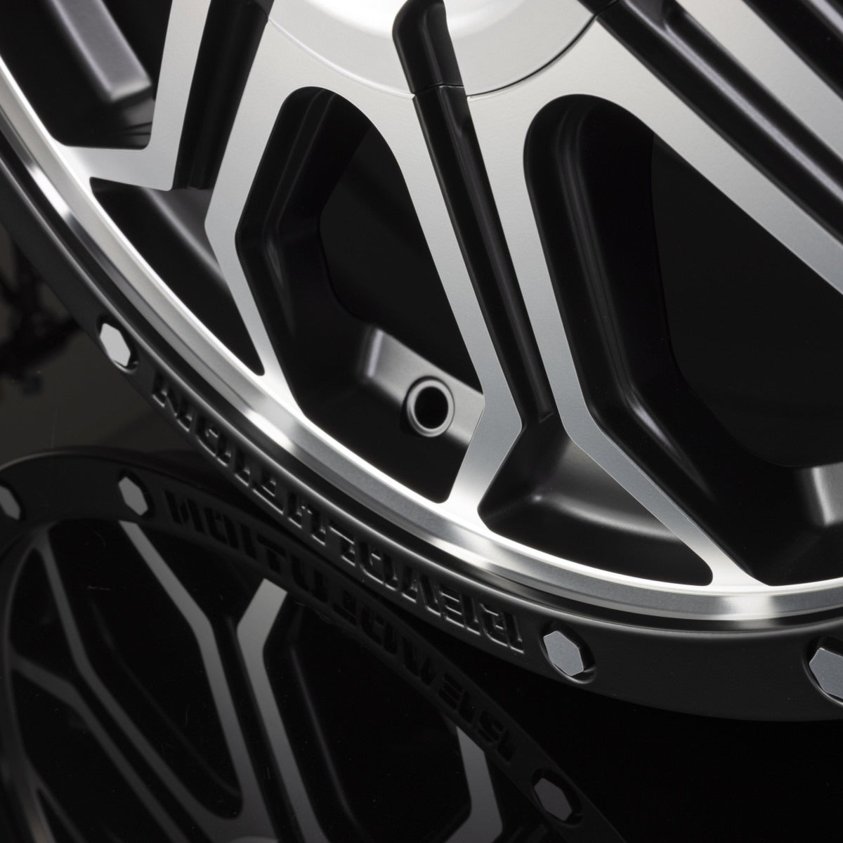 Schmidt REVOLUTION 18HDX Satin Black Front Poliert mit Softhorn Alufelge 8.5x18 Zoll ET43 LK 5x112 ML57.1 – Bild 5